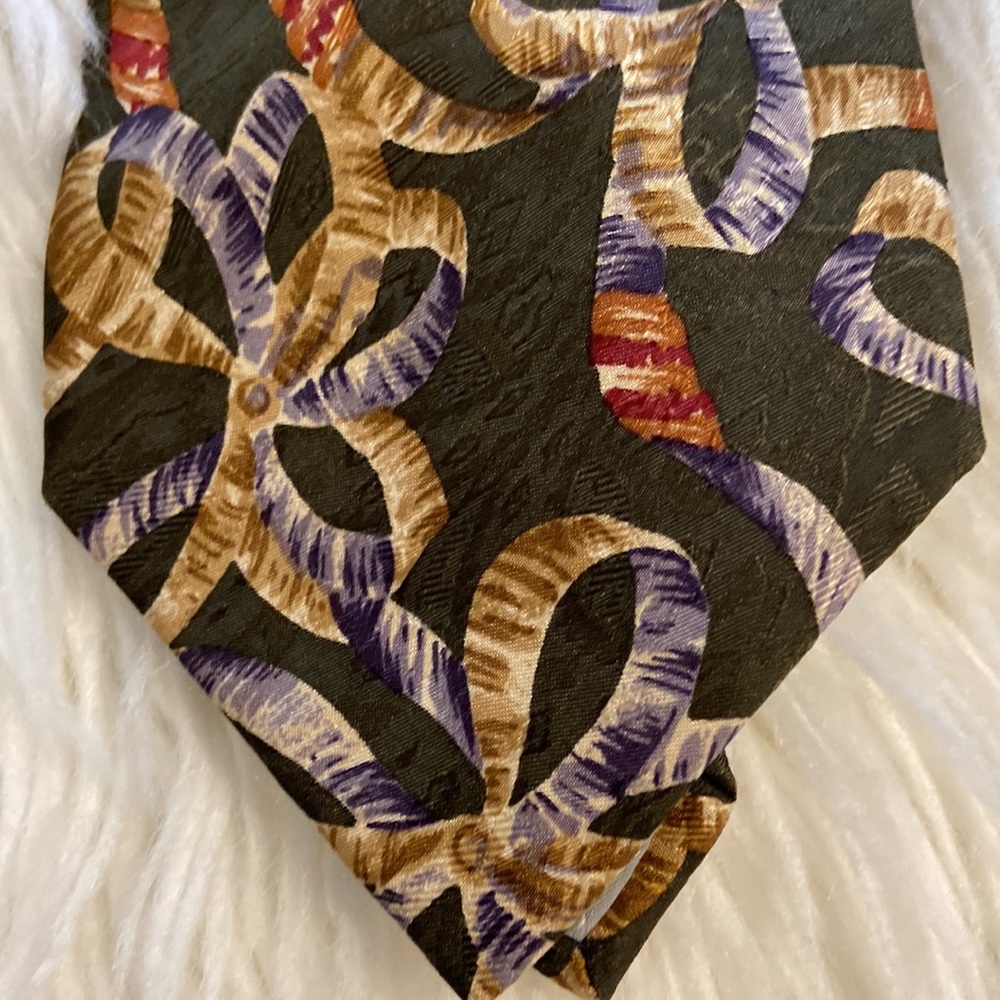 Vintage Valentino Man Tie excellent condition 100% silk made in Italy - Picture 8 of 9